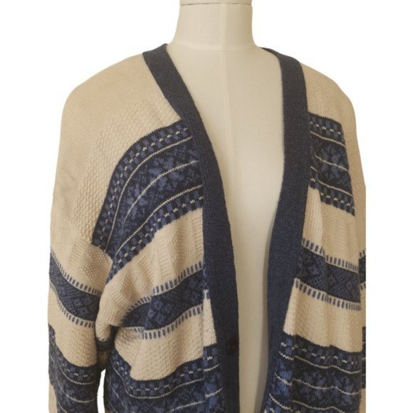 Vintage TT&Co blue and cream oversized chunky cardigan - Picture 2 of 12